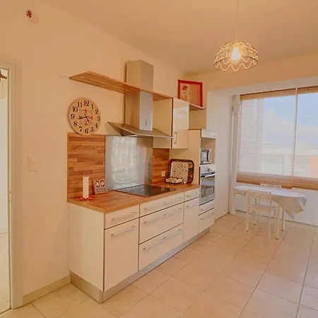 Centre Les Pins Lägenhet *